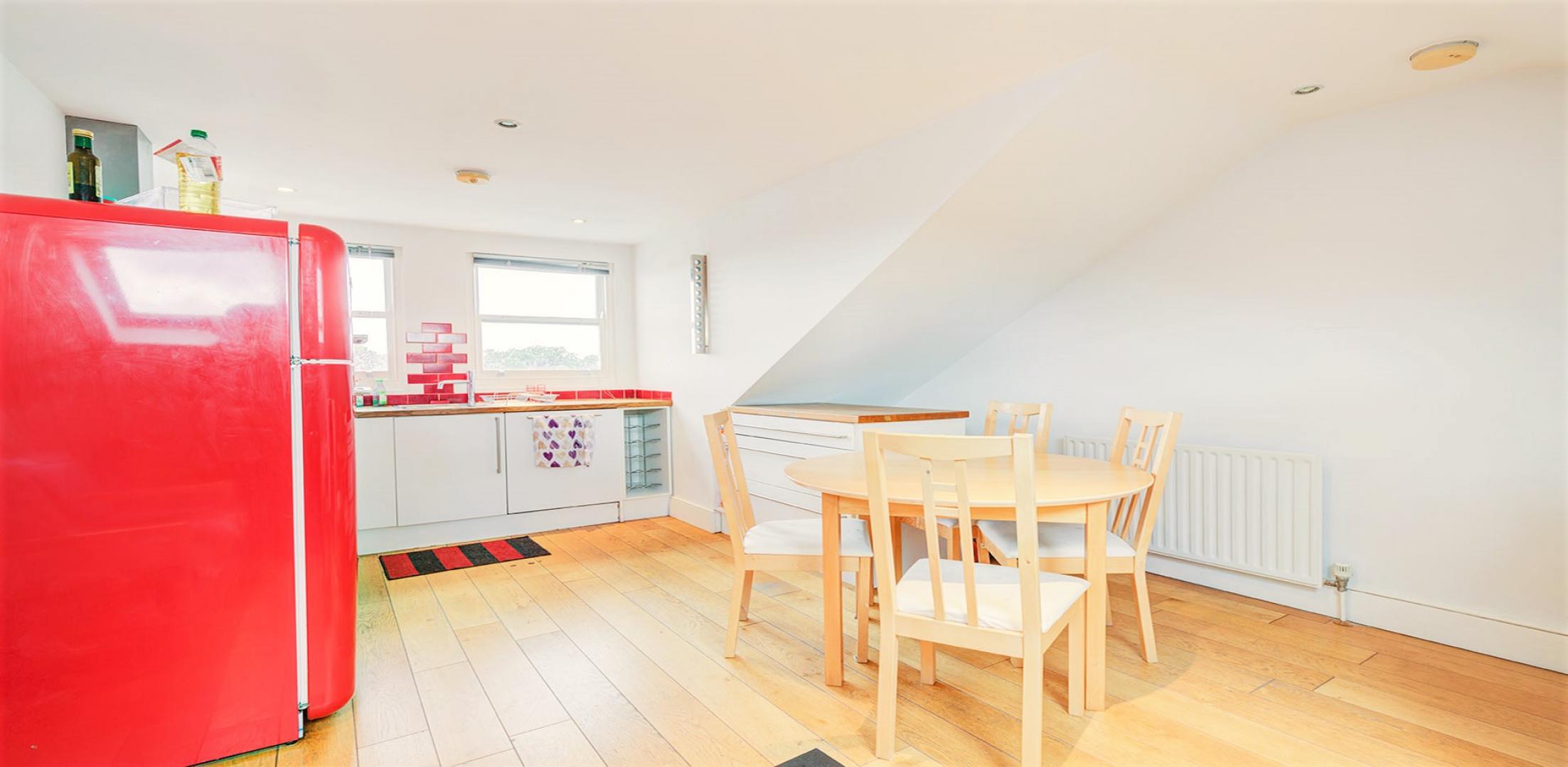 			2 Bedroom, 1 bath, 1 reception Flat			 Charteris Road, QUEENS PARK